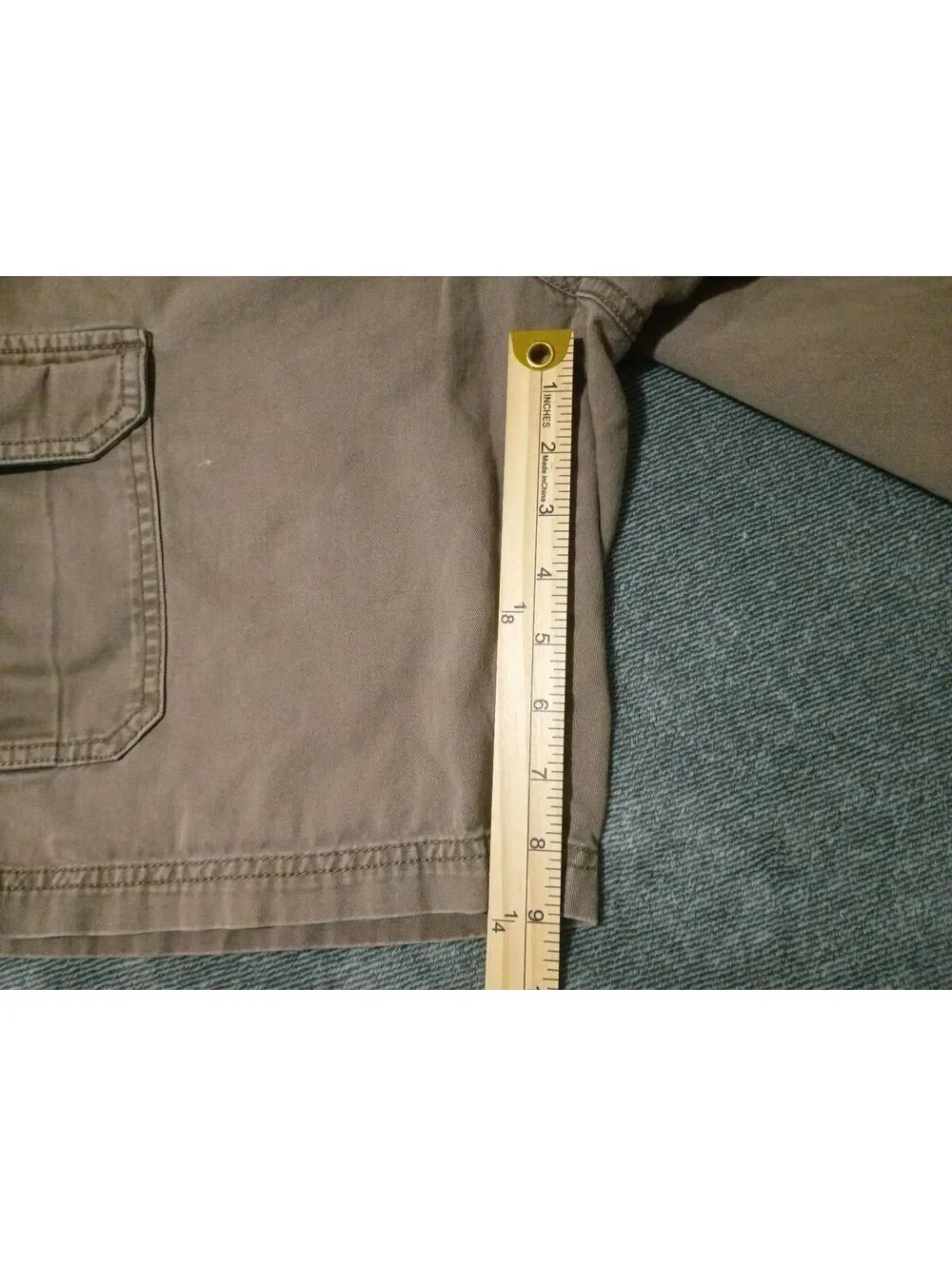 Vintage Columbia Sportswear Men's Khaki Cargo Shorts Size 30